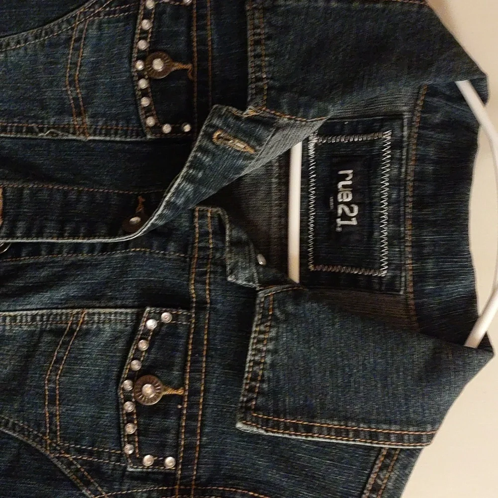 Jean jacket - Picture 3 of 4